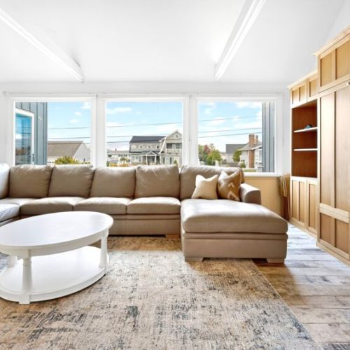 4f19ab3c fa1f 4c56 ae2d 6e6c57830a38 081ac813