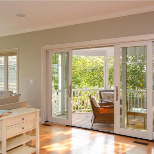 Large sliding doors to exterior | sunny days