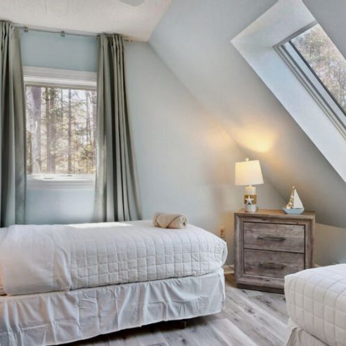 Bedroom 2| 2 twins
