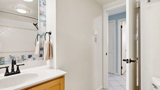 Ef3a6065 470d 4611 82b5 463a69b6dbda 137340ab