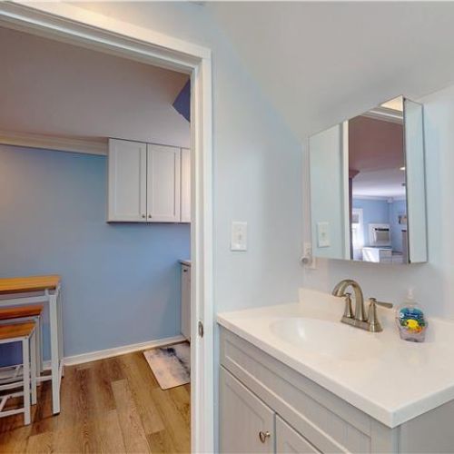 Bathroom | modern vanity and shower