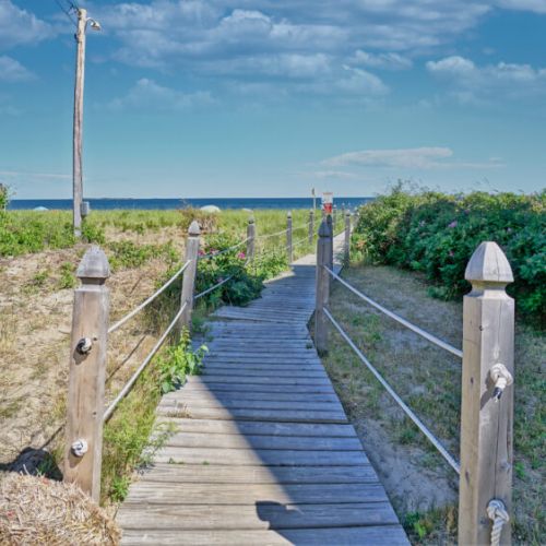 Path to beach