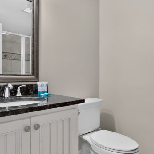 Full bath | bottom floor