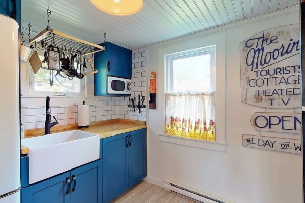 Salt box