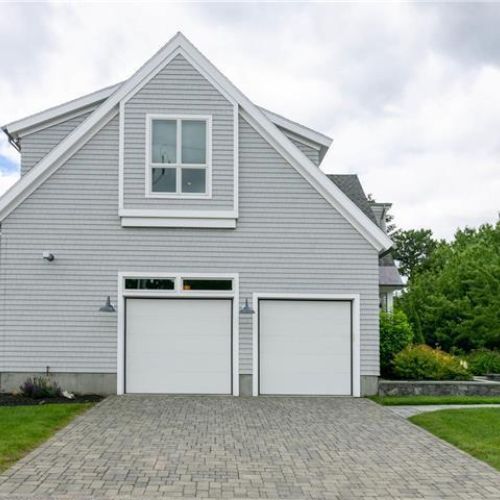 Stone driveway