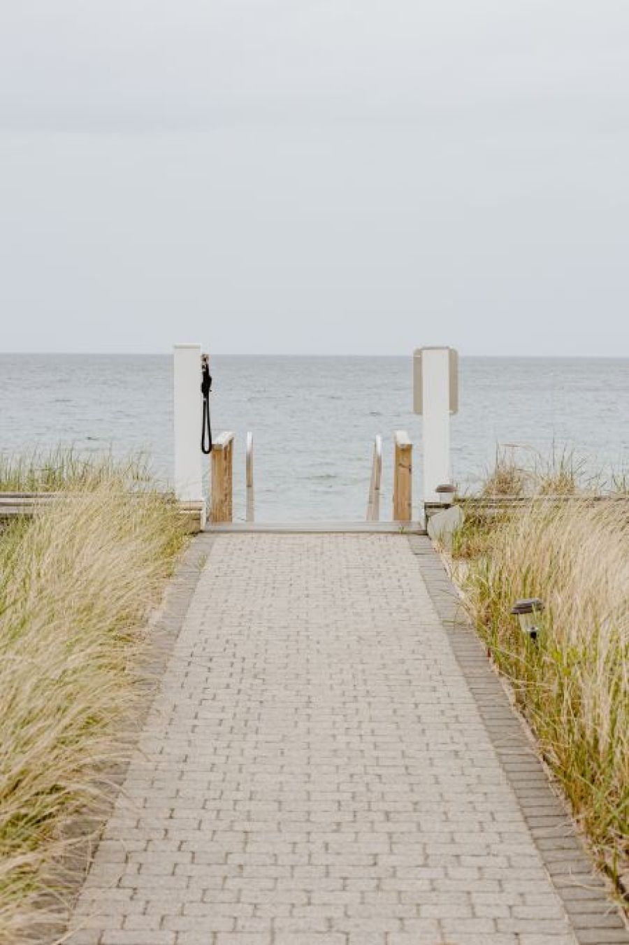 Steps to the ocean!