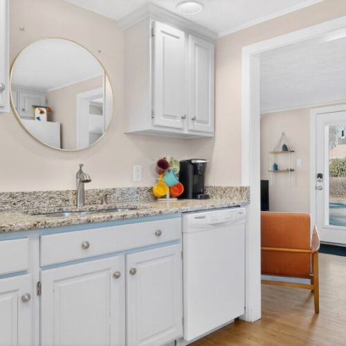 Keurig & drip coffee for both preferences!