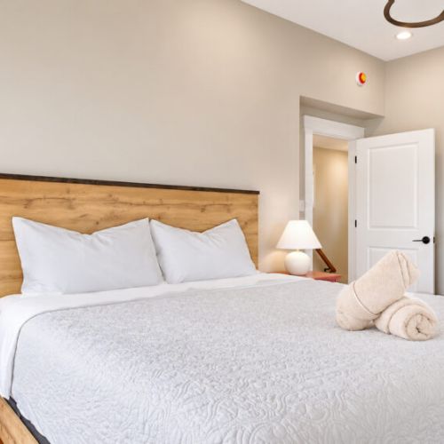 King bed | 2nd floor