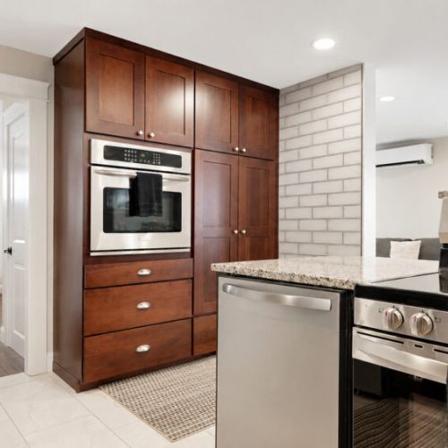 Electric cooktop + dishwasher