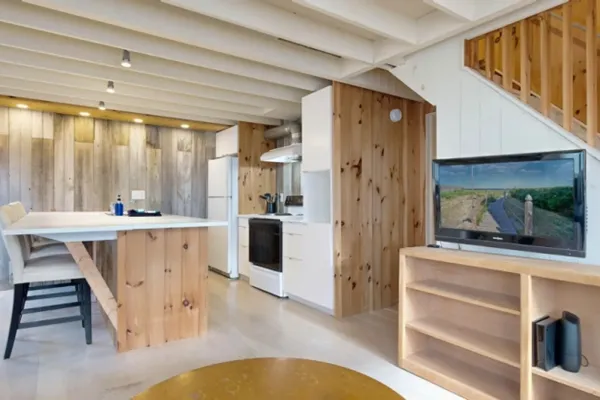 Area Guide 120 Tide & timber