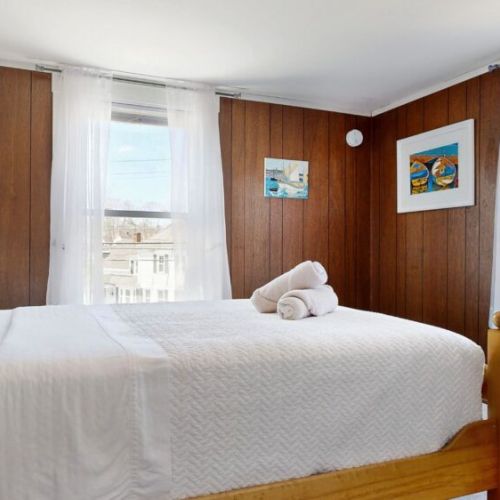 Bedroom | second floor | full bed