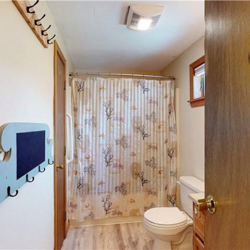 Second floor full bath | tub shower combo