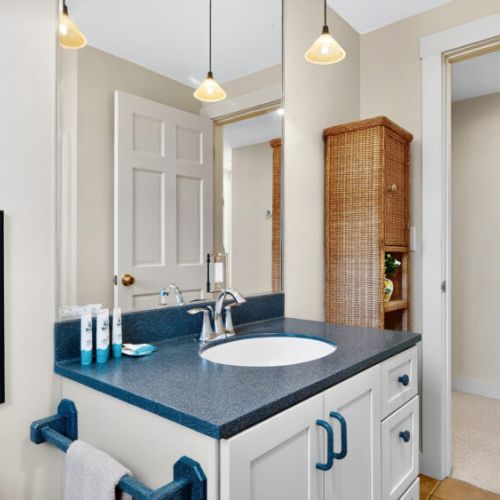 Full bath | second floor