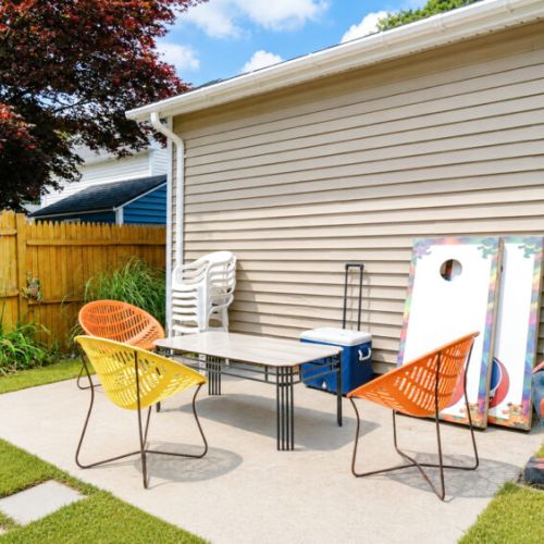 Corn hole for guest use