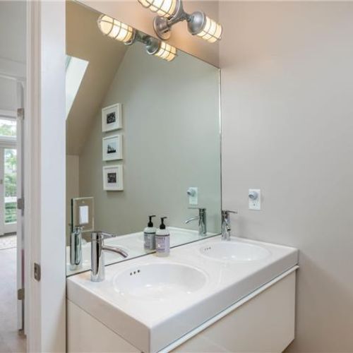 Second floor full bathroom | dual sinks