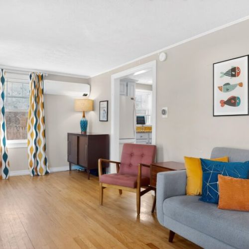 3b3e2f72 06b4 4062 af86 df90c41dbe7e 72d74d7c