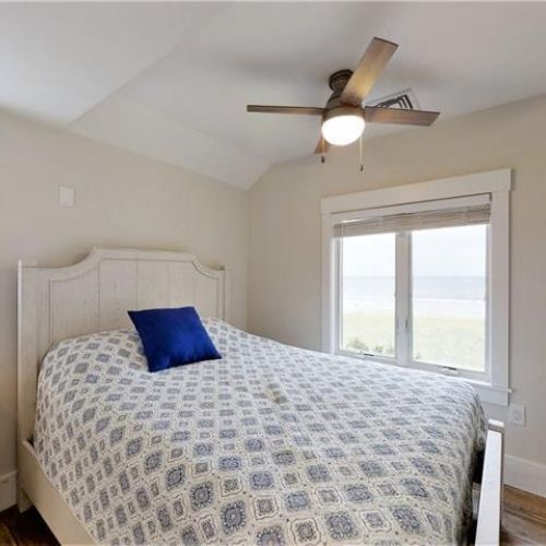 Third level | bedroom 2 | queen bed | ocean views