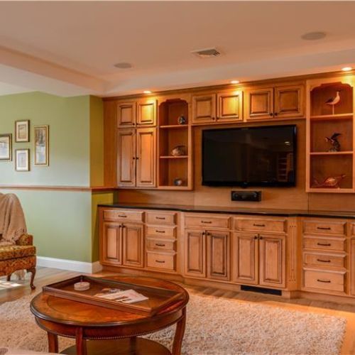Bottom floor | entertainment space