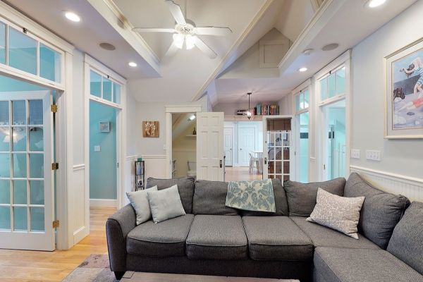 Bungalow at pine point grill