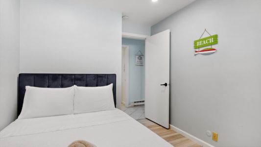 8f8a7ae8 9b83 4aed 8211 a43a194149ec 8d569c47