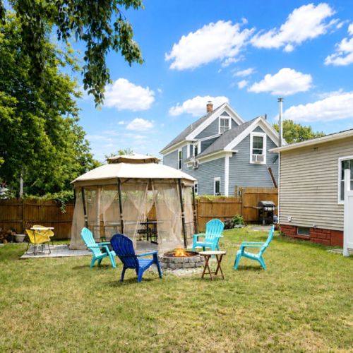 Plush & large yard space