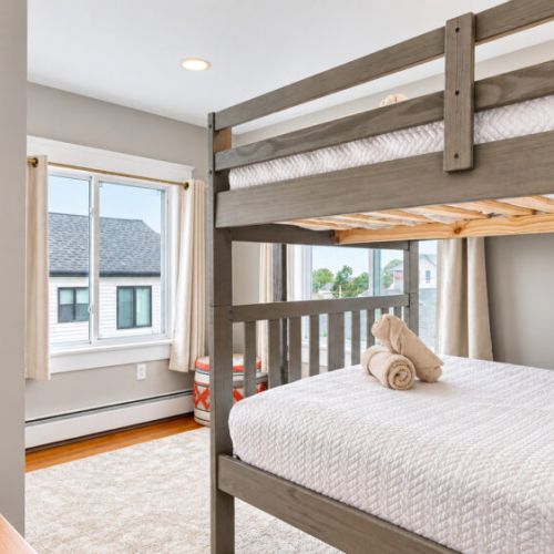 Full bunks | 2nd floor