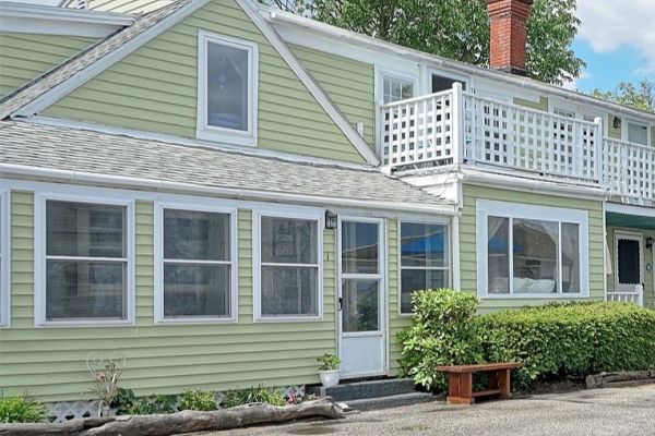 Suite Dreams by the Sea #1