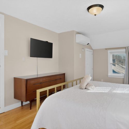 1d4f6261 8475 40bf 87a5 0dc859e9abba 991d5b0c