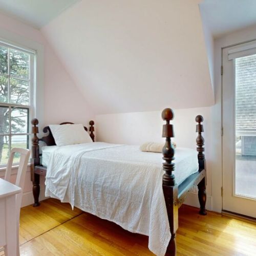 Twin bed | 2nd floor