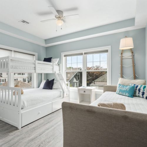 2nd bedroom | twin / full bunk beds | twin trundle