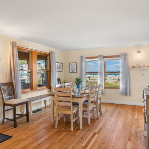 Dining room | ocean views
