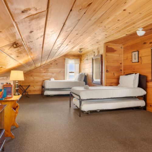 4th bedroom| 2 twins with 2 twin trundle beds