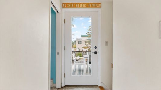 613f6d7e d203 4b46 9a85 7a8b7a916b9c b6847fe9