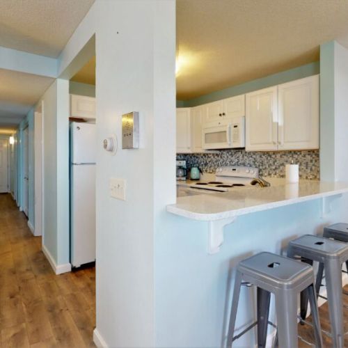 Kitchen counter seating for three