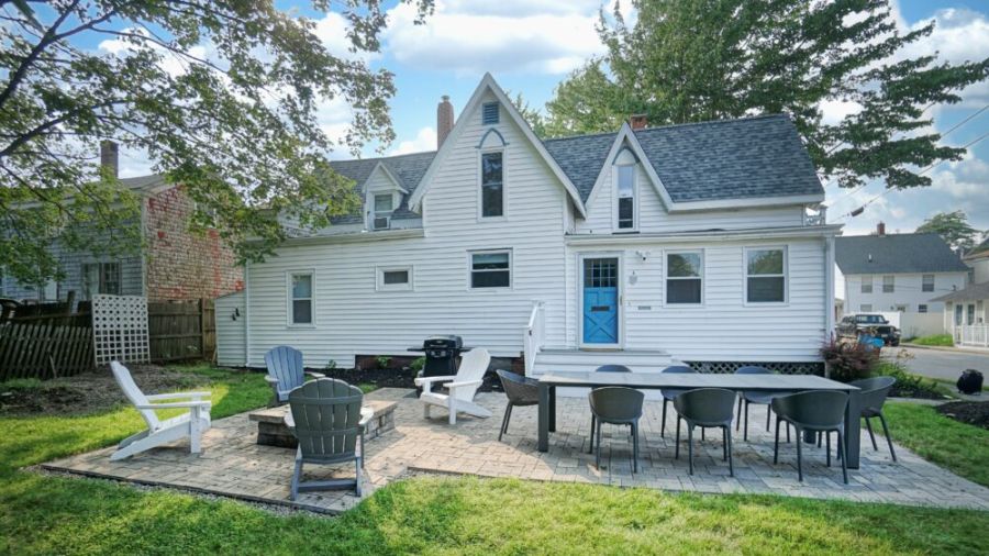 Large outdoor space available in front of Unit A