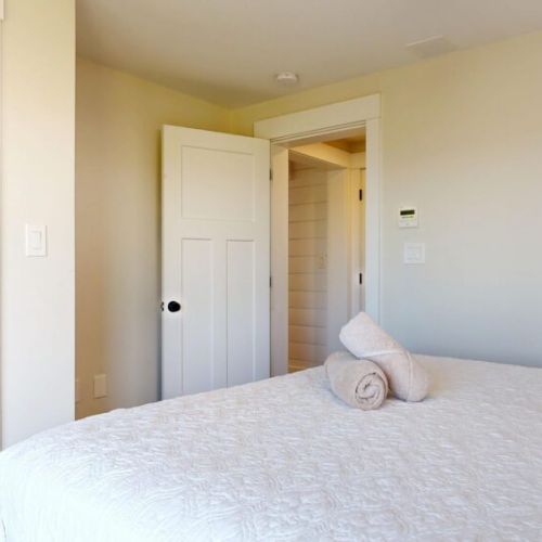 Primary bedroom | king bed