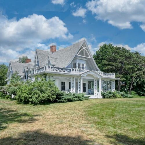 Vacation rental with 7 private acres