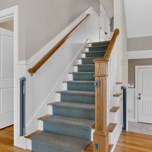 Stairs leading to 2nd floor