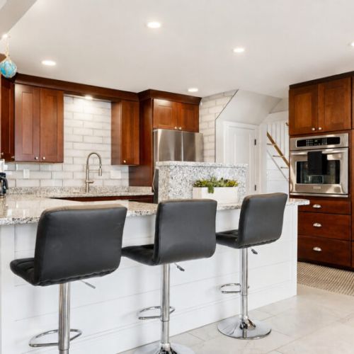 High top seating for 6