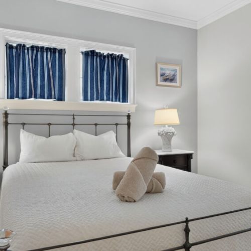 Queen bed